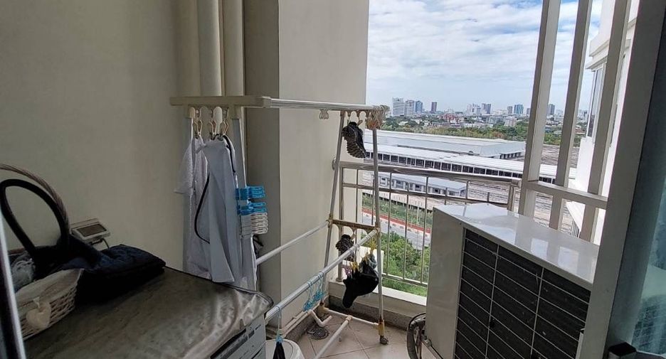 Wohnung zum Kauf mit 2 Zimmer in Huai Khwang, Bangkok