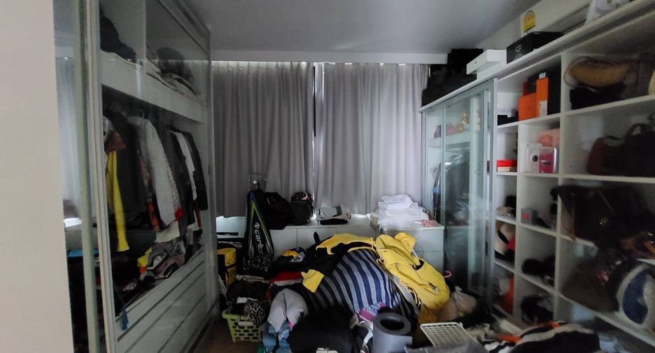 Wohnung zum Kauf mit 2 Zimmer in Huai Khwang, Bangkok