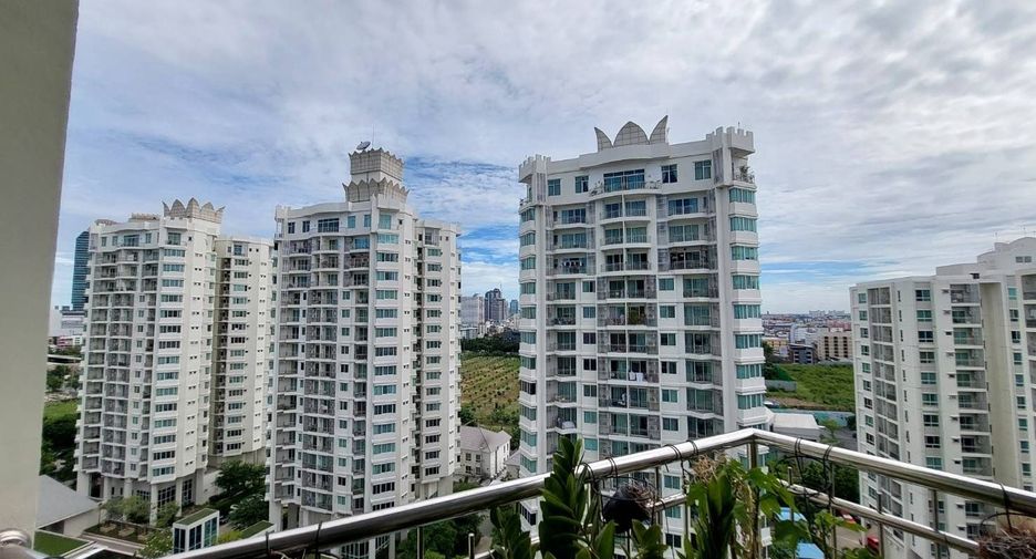 Wohnung zum Kauf mit 2 Zimmer in Huai Khwang, Bangkok