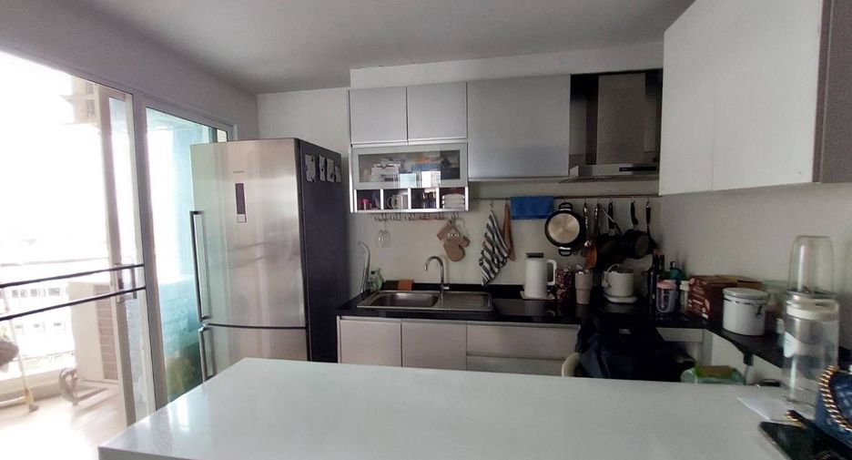 Wohnung zum Kauf mit 2 Zimmer in Huai Khwang, Bangkok
