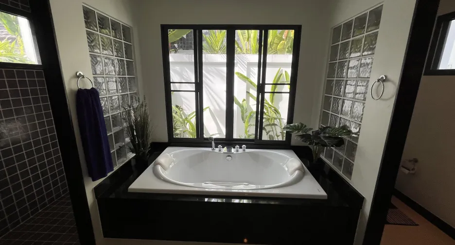 For sale 3 bedrooms villa in Thalang, Phuket