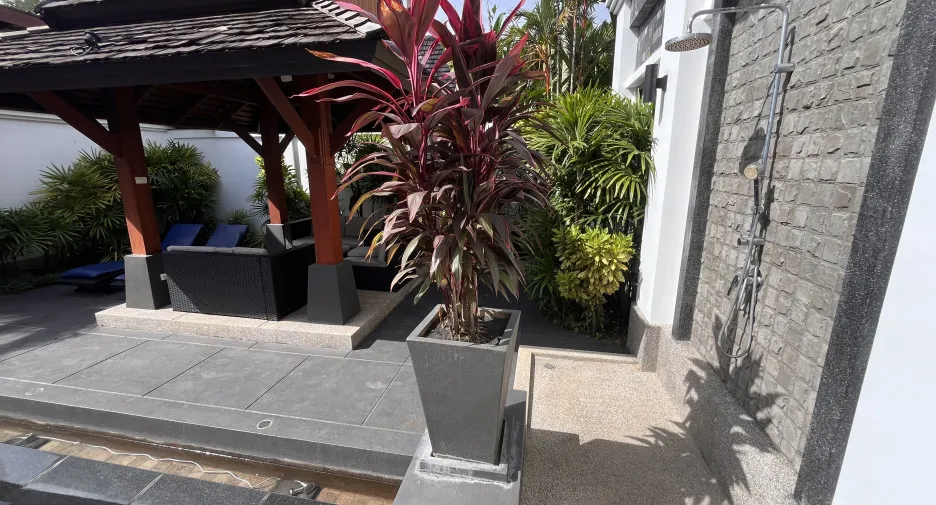 For sale 3 bedrooms villa in Thalang, Phuket