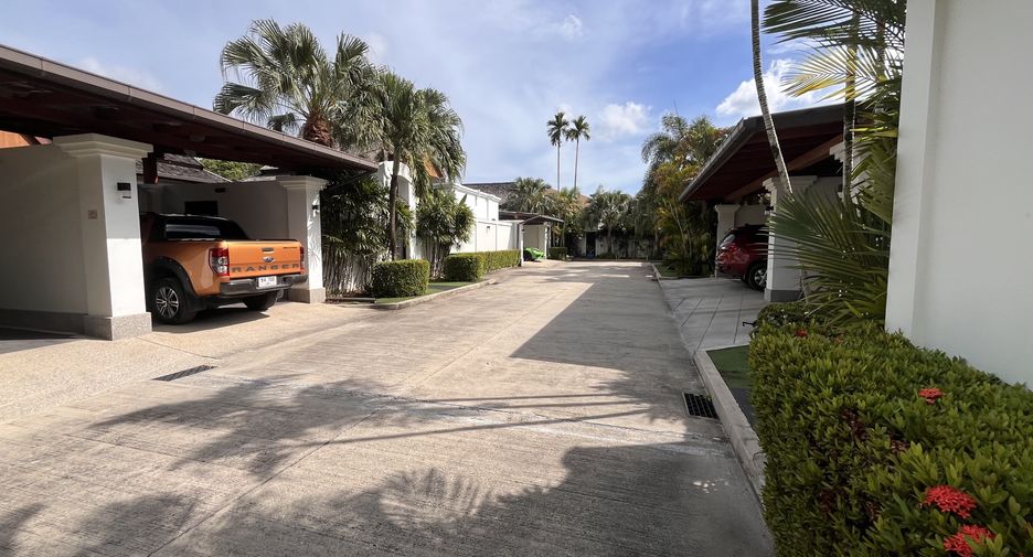 For sale 3 bedrooms villa in Thalang, Phuket