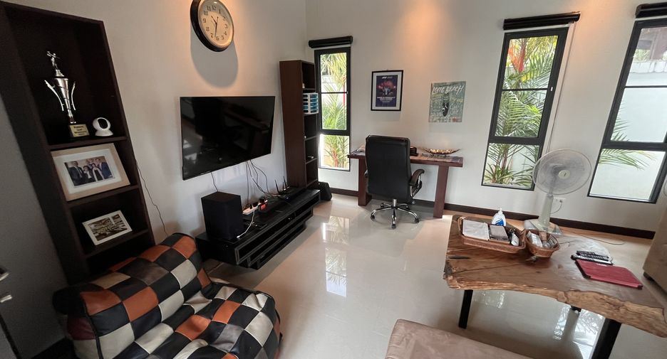 For sale 3 bedrooms villa in Thalang, Phuket