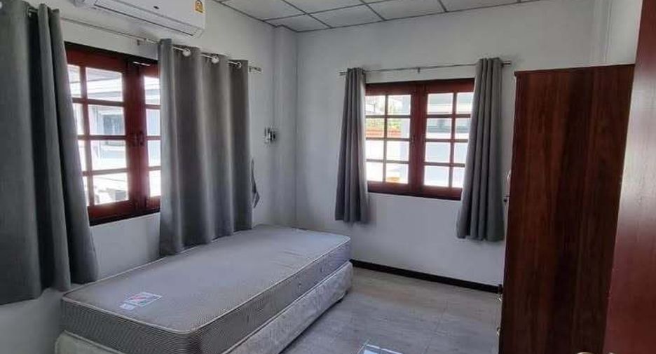 For rent 3 bedrooms house in Mueang Nonthaburi, Nonthaburi