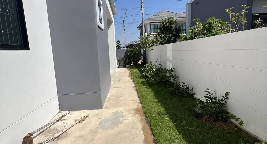 Haus zum Kauf mit 3 Zimmer in Changhan, Roi Et