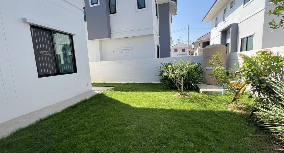 For sale 3 bedrooms house in Changhan, Roi Et