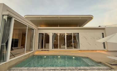 For rent 3 bedrooms villa in Mueang Phuket, Phuket