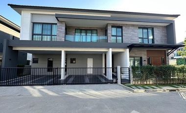 For sale and for rent 5 bedrooms house in Bang Phli, Samut Prakan