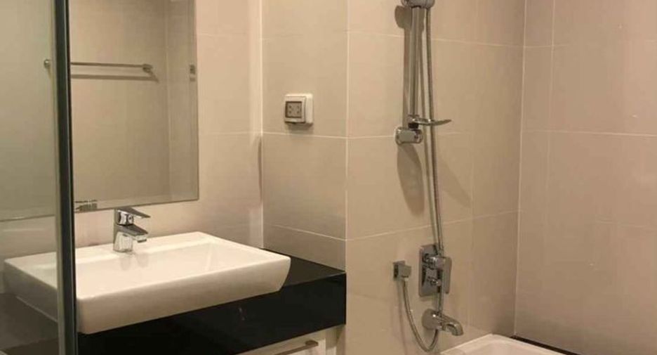 For sale 2 bedrooms condo in Yan Nawa, Bangkok