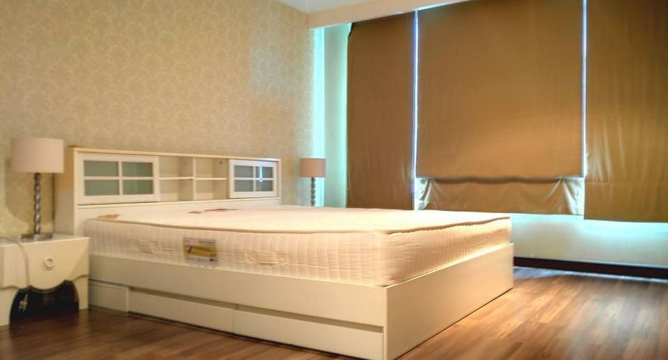 For sale 1 bed condo in Phaya Thai, Bangkok