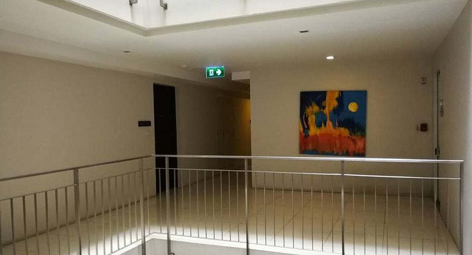 For sale 1 bed condo in Phaya Thai, Bangkok