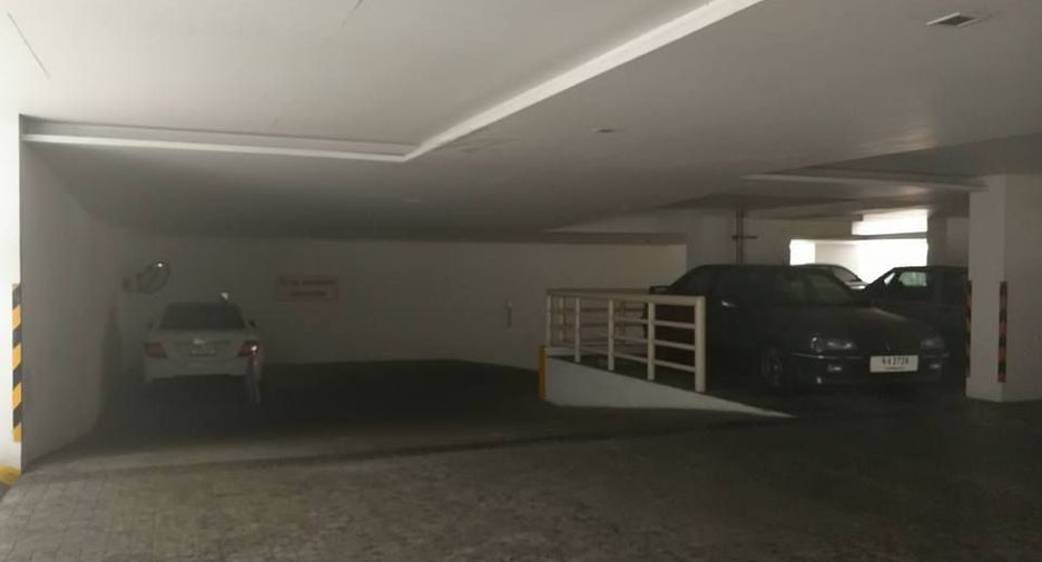 For sale 1 bed condo in Phaya Thai, Bangkok