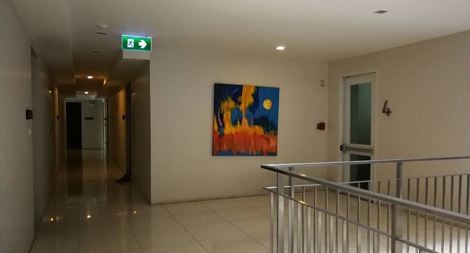 For sale 1 bed condo in Phaya Thai, Bangkok