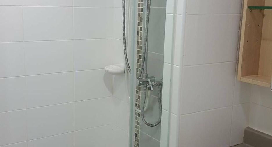 For sale studio condo in Thon Buri, Bangkok