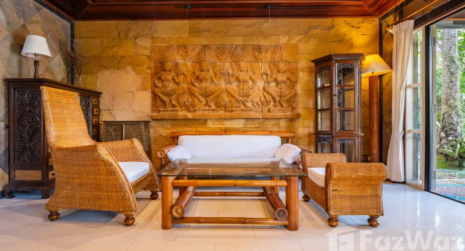 Haus zum Kauf mit 4 Zimmer in Mueang Phuket, Phuket