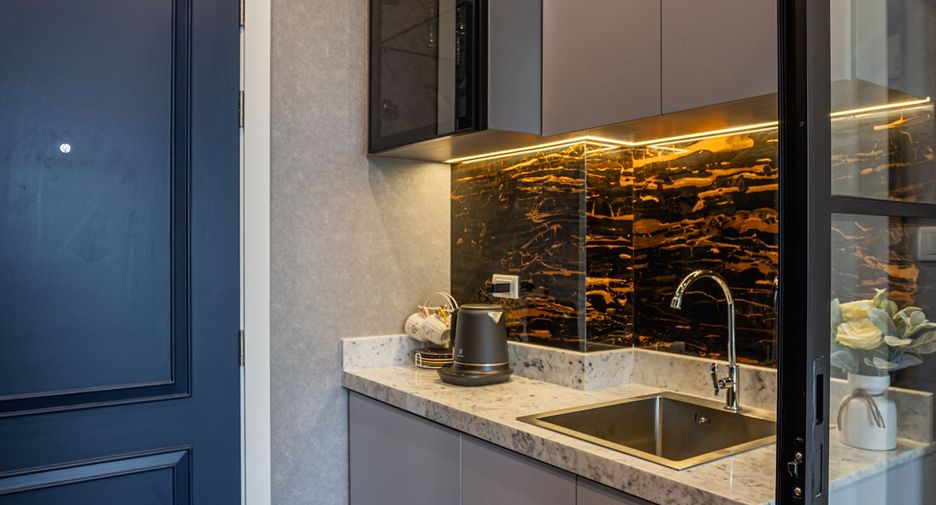 For sale 1 bed condo in Lat Phrao, Bangkok