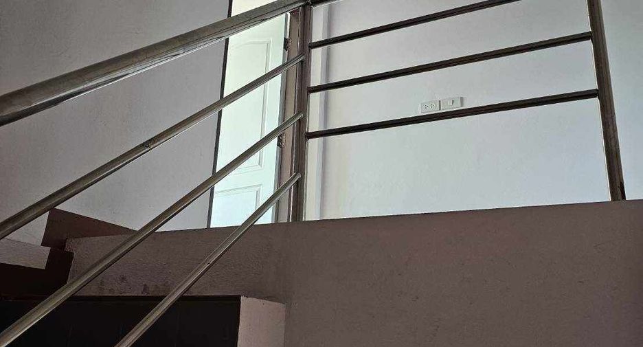 For sale 4 bedrooms townhouse in Plaeng Yao, Chachoengsao