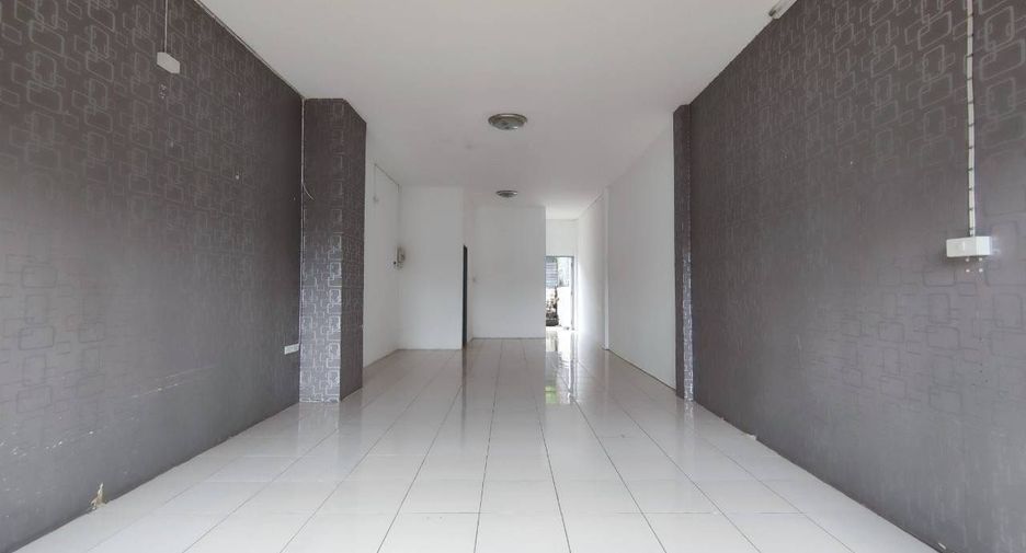 For sale 2 bedrooms townhouse in Mueang Buriram, Buriram