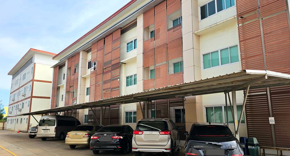 Haus zum Kauf mit Studio in Mueang Nakhon Ratchasima, Nakhon Ratchasima