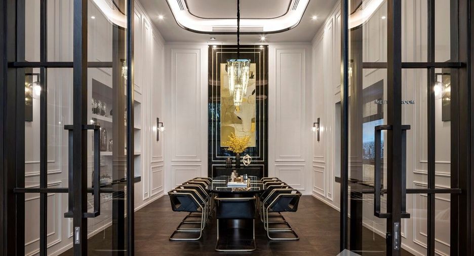 For sale 2 bedrooms condo in Pathum Wan, Bangkok