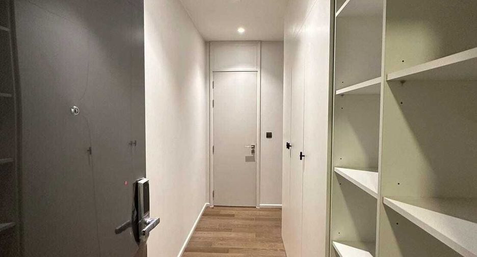 For sale 2 bedrooms condo in Pathum Wan, Bangkok