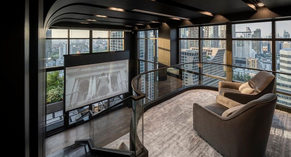 For sale 2 bedrooms condo in Pathum Wan, Bangkok