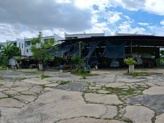 出售 土地 在 Lam Luk Ka, Pathum Thani