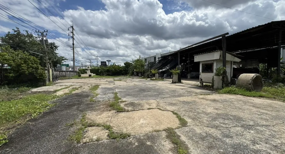 For sale land in Lam Luk Ka, Pathum Thani