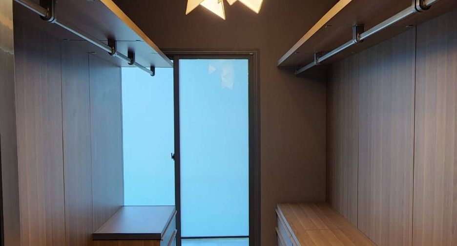 For sale 3 bedrooms house in Suan Luang, Bangkok