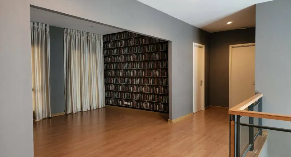 For sale 3 bedrooms house in Suan Luang, Bangkok