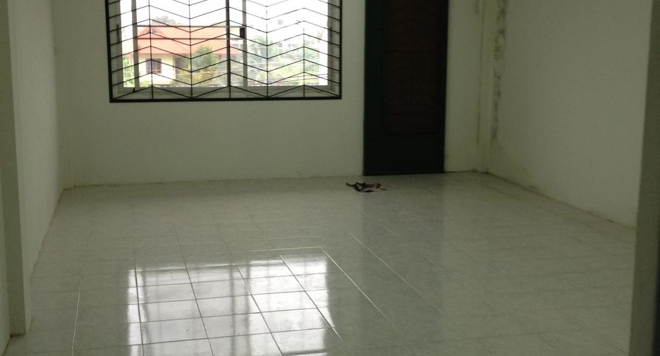 For sale 3 bedrooms townhouse in Hat Yai, Songkhla