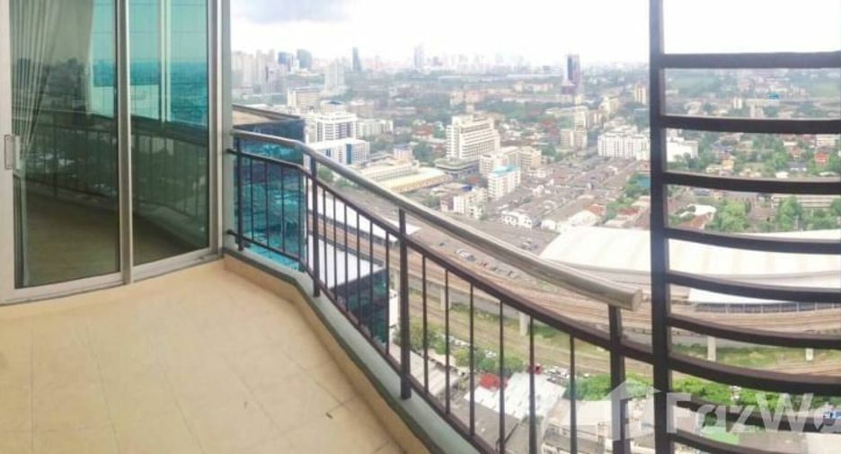 For sale 2 bedrooms condo in Watthana, Bangkok