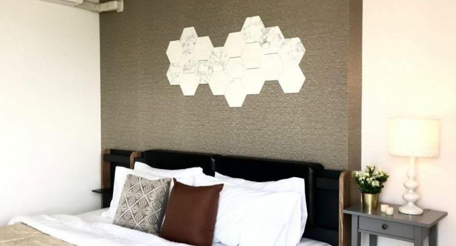 For sale 2 bedrooms condo in Watthana, Bangkok