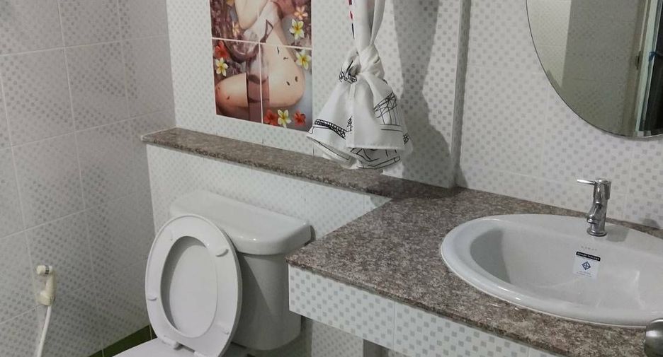 For sale 2 bedrooms townhouse in Mueang Trang, Trang