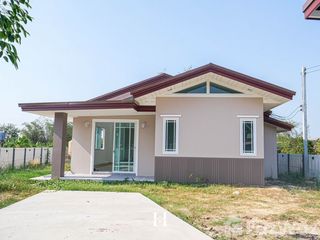 For sale 3 bedrooms house in Phanat Nikhom, Chonburi
