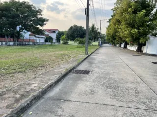 出售 土地 在 Bang Phli, Samut Prakan