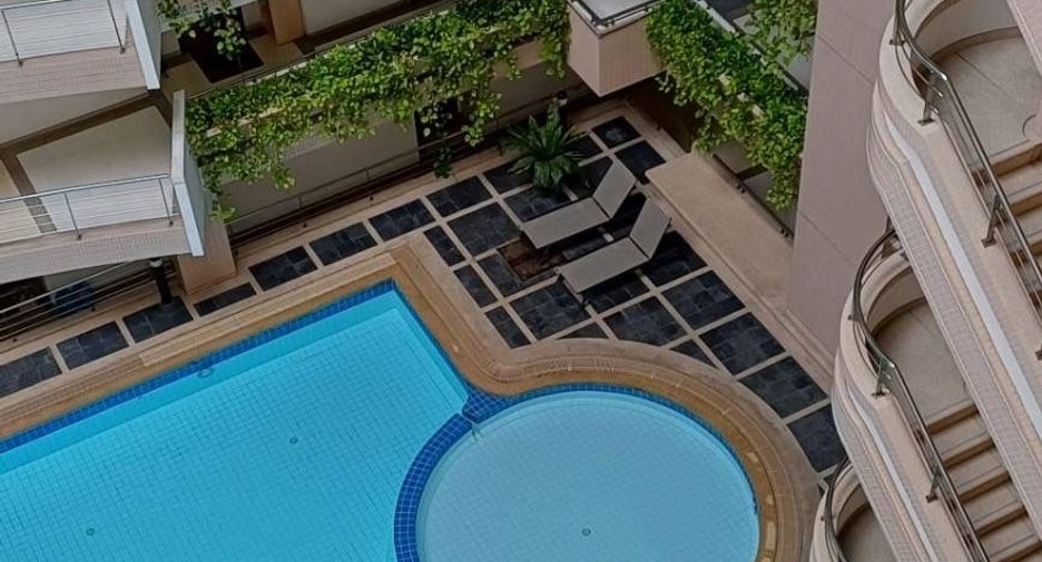 For sale 2 bedrooms condo in Pathum Wan, Bangkok