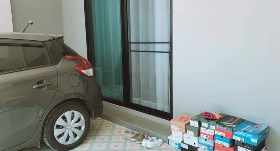 For sale 3 bedrooms townhouse in Bang Khen, Bangkok