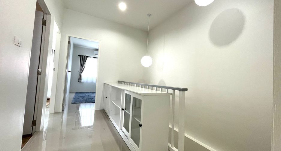 For rent 3 bedrooms house in Mueang Phuket, Phuket