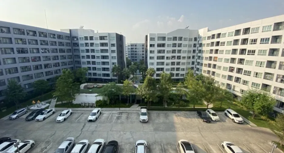 For sale studio condo in Bang Na, Bangkok