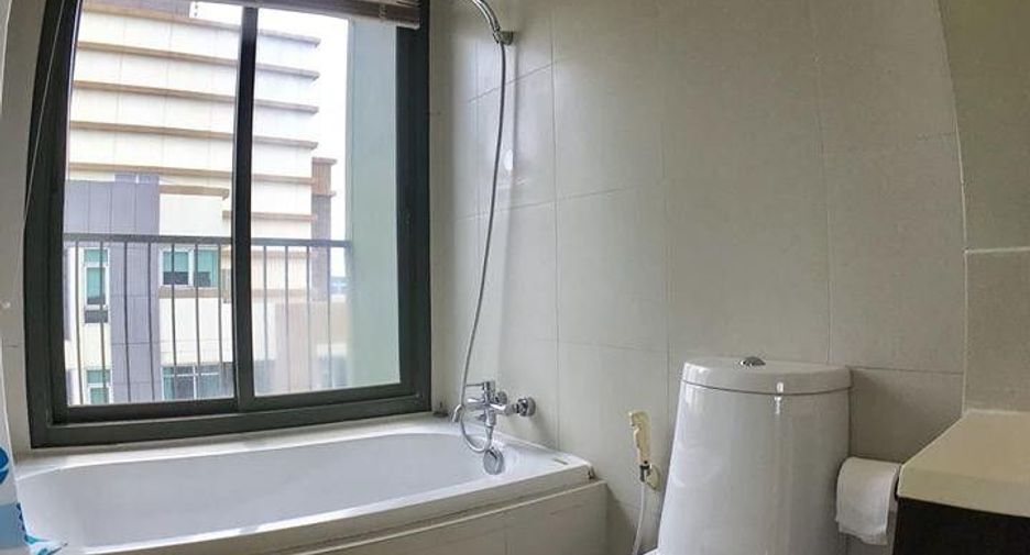 For sale 1 bed condo in Watthana, Bangkok