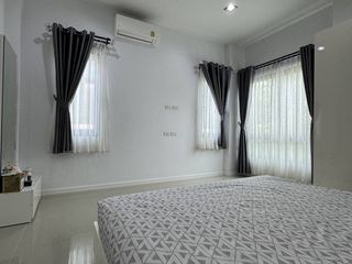 For sale 3 bedrooms house in Mueang Nakhon Si Thammarat, Nakhon Si Thammarat