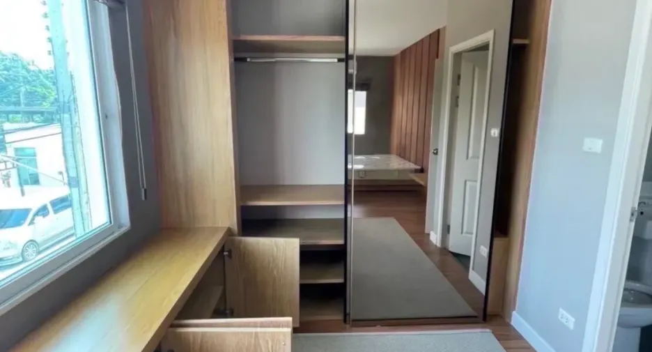 For rent 3 bedrooms house in Lam Luk Ka, Pathum Thani