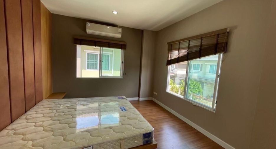 For rent 3 bedrooms house in Lam Luk Ka, Pathum Thani