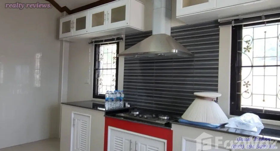 Casa en venta de 6 habitaciones en Mueang Nakhon Ratchasima, Nakhon Ratchasima