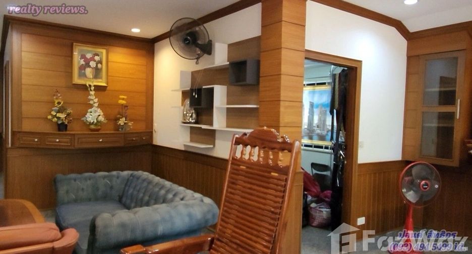 Haus zum Kauf mit 6 Zimmer in Mueang Nakhon Ratchasima, Nakhon Ratchasima