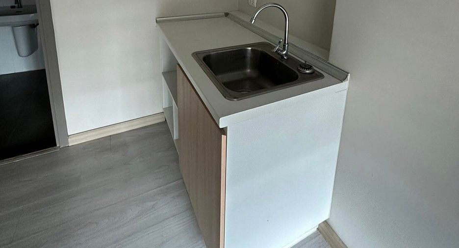 For sale 1 bed condo in Bang Khen, Bangkok