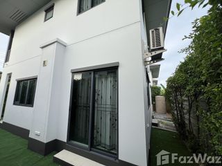 For sale 3 bedrooms house in Khlong Sam Wa, Bangkok