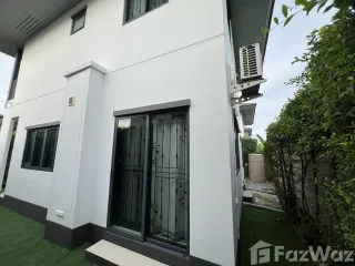 For sale 3 bedrooms house in Khlong Sam Wa, Bangkok